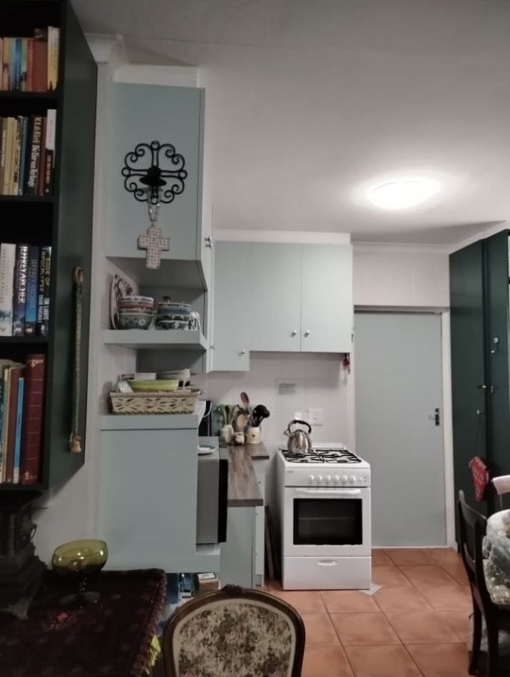 2 Bedroom Property for Sale in Sandbaai Western Cape